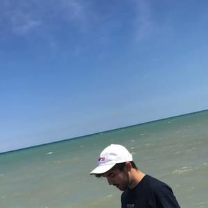 Meet your Posher, Chris